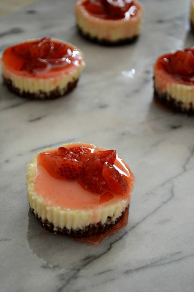 Mini Strawberry Cheesecakes | Sarcastic Cooking