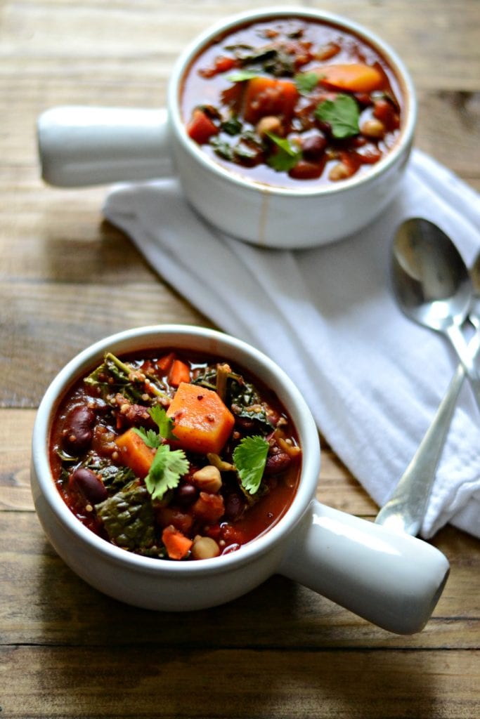 Meatless Monday Slow Cooker Butternut Squash, Kale, and Quinoa Chili