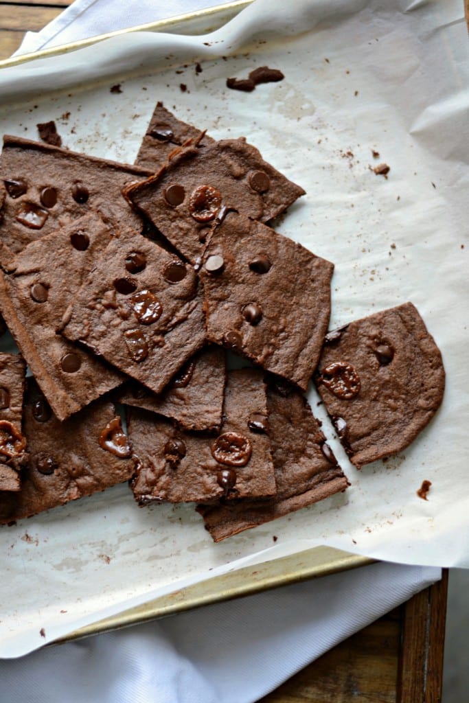 Chocolate Chip and Caramel Brownie Crisps - Sarcastic Cooking @sarcasticcook