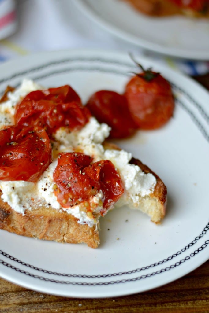 Burst Tomato and Ricotta Garlic bread Toast | Sarcastic Cooking