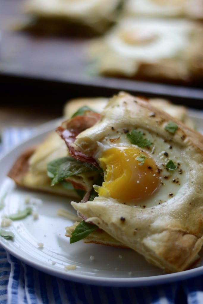 Baked Toad In A Hole Breakfast Sandwiches - Sarcastic Cooking