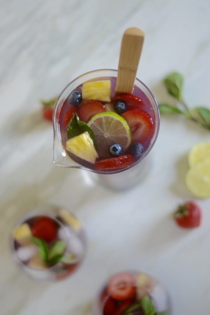 Blueberry Pineapple Sangria | Sarcastic Cooking