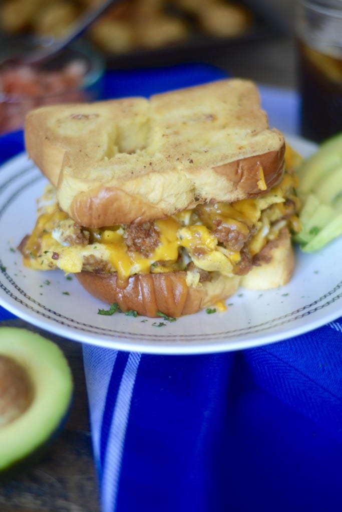 Chorizo and Egg Breakfast Melt - Sarcastic cooking 