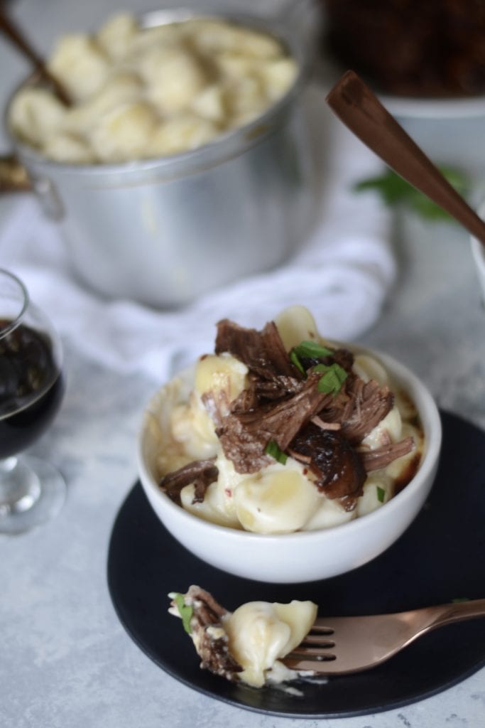 Slow Cooker Stout Braised Short Ribs with Pepper Jack Mac and Cheese | Sarcastic Cooking