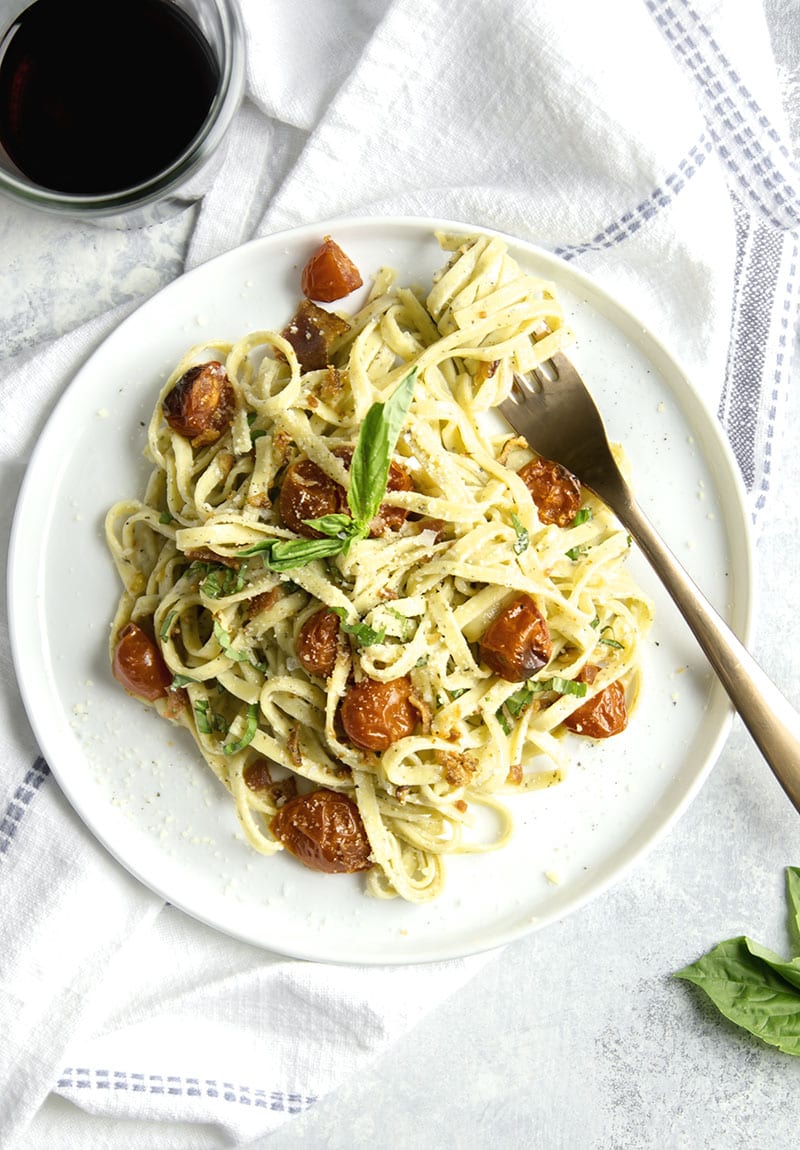 Charred Tomato Bacon Linguine - Sarcastic Cooking