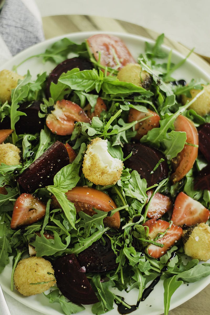 Beet, Strawberry, Fried mozzarella Salad - Sarcastic Cooking