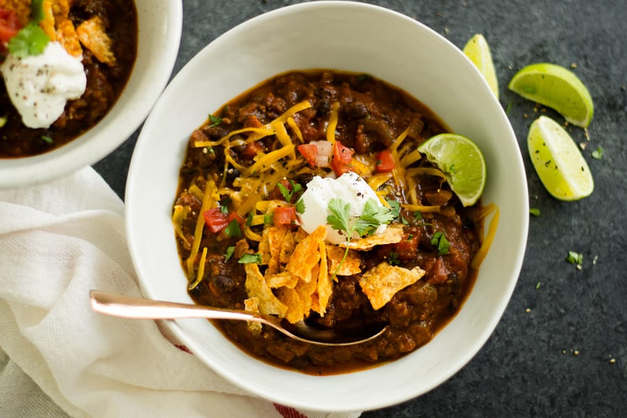 seasonal fall bacon, beef, & pumpkin chili - sarcastic cooking