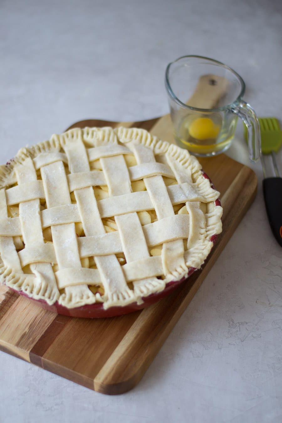 homemade pie crust for apple pie pre baking