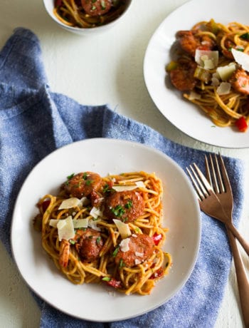 Cajun Spaghetti - spaghetti with sausage and shrimp - Sarcastic Cooking #30minutemeal #easydinner #recipe