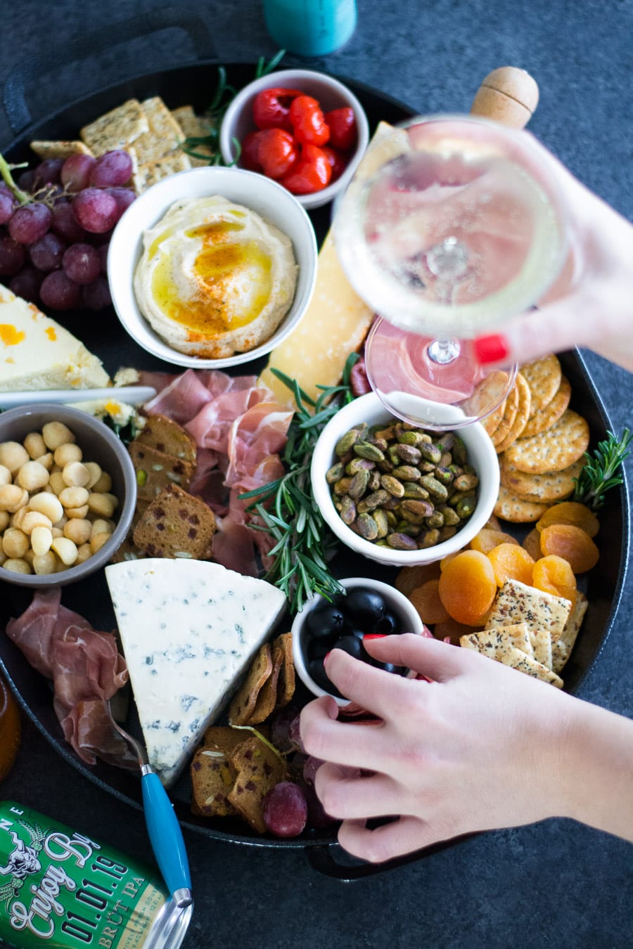 New Year's Eve In Cheeseboard | Sarcastic Cooking