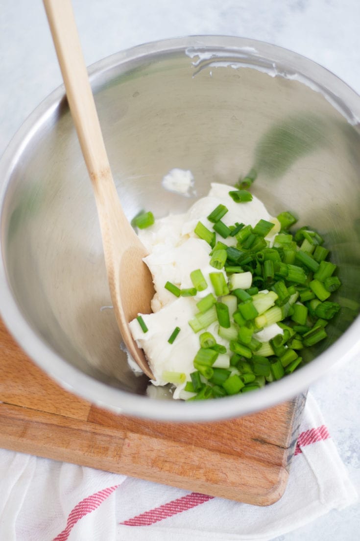 New York-Style Scallion Cream Cheese and Turkey Lettuce Wraps ...