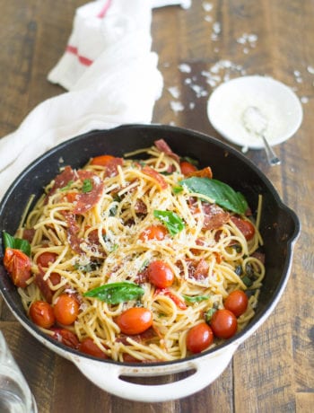 One Pot Crispy Salami and Cherry Tomato Pasta | Sarcastic Cooking