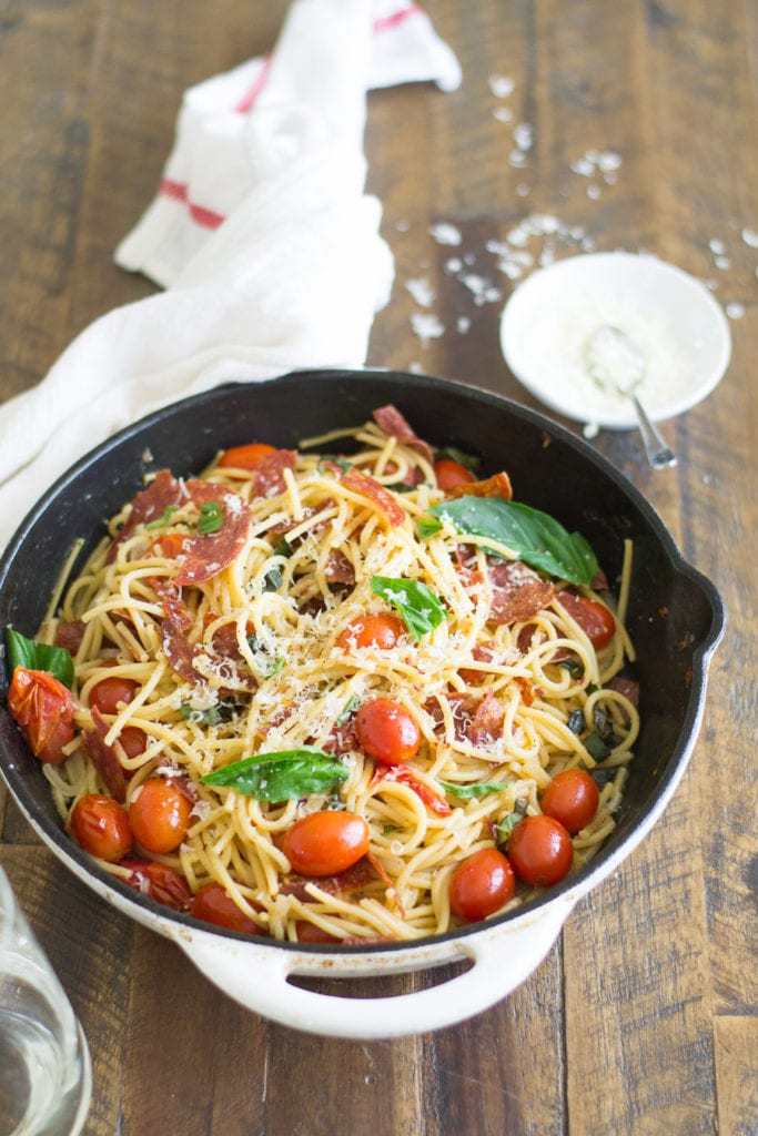 One Pot Crispy Salami and Cherry Tomato Pasta | Sarcastic Cooking