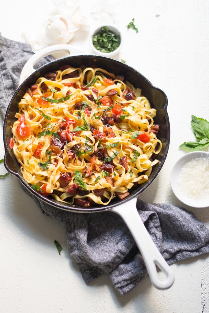 Lardon and Tomato Tagliatelle \ Sarcastic Cooking #pork #bacon #tagliatelle