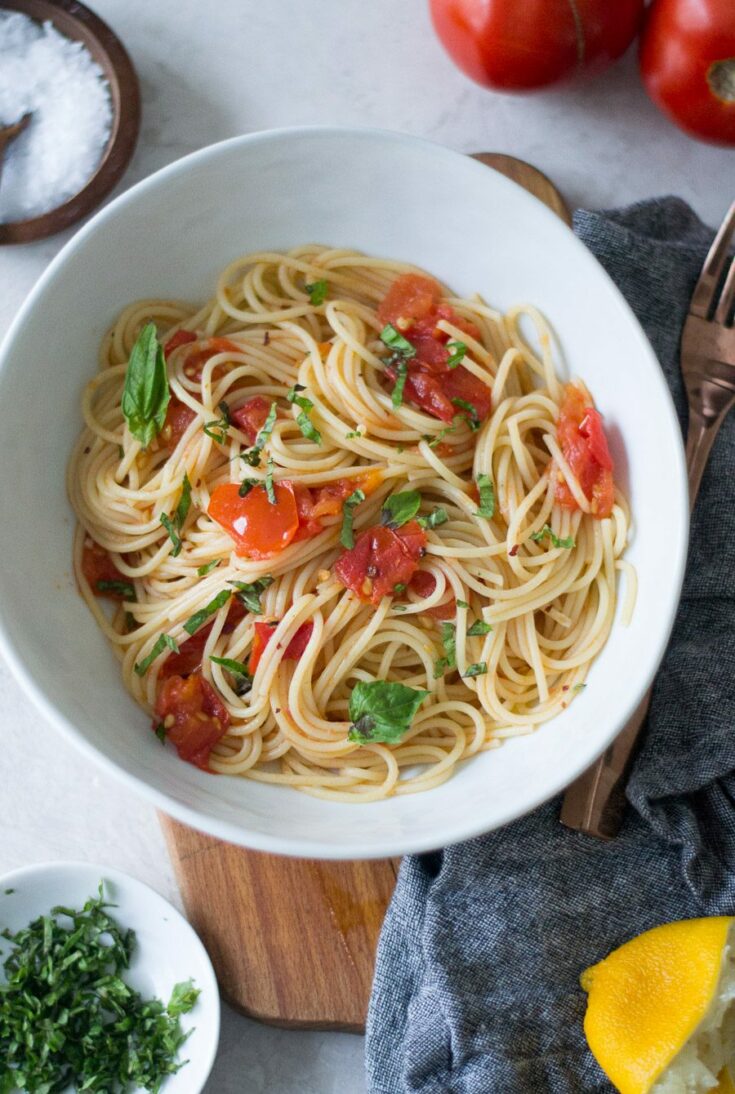 Fresh Tomato and Lemon Pasta - Sarcastic Cooking